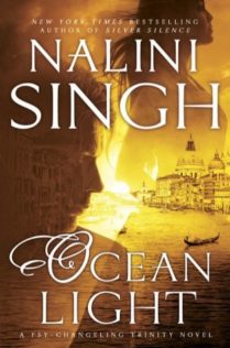 Review:  Ocean Light by Nalini Singh